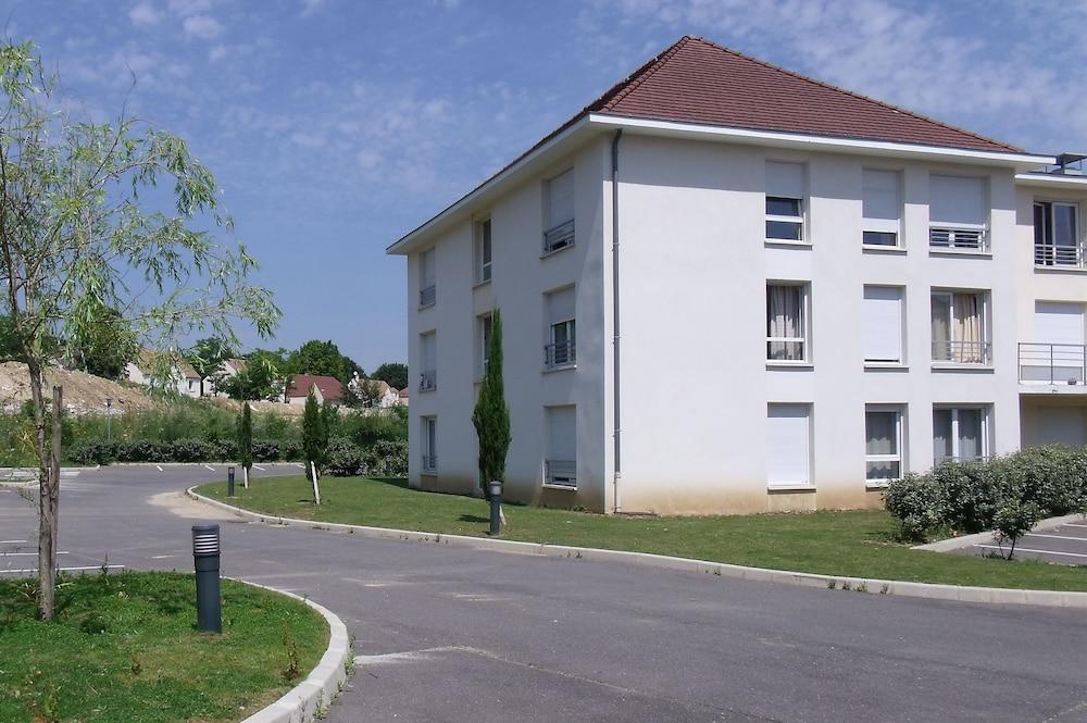 Residhotel Les Hauts D'Andilly Bagian luar foto