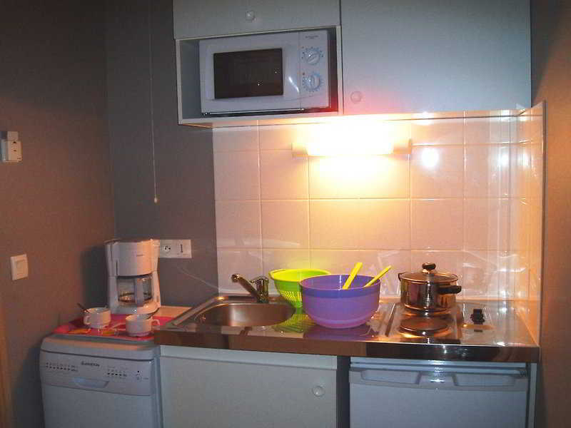 Residhotel Les Hauts D'Andilly Bagian luar foto