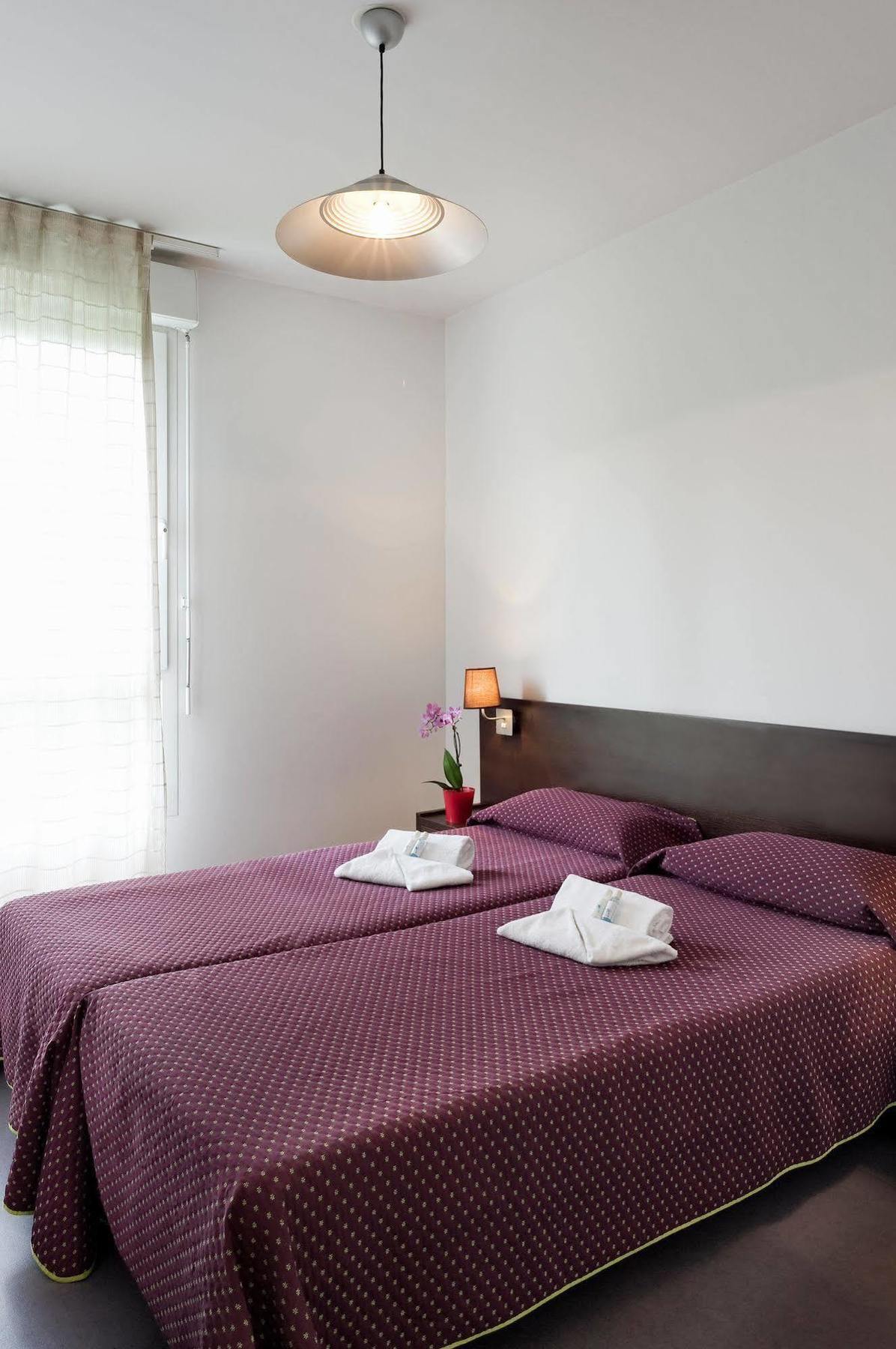 Residhotel Les Hauts D'Andilly Bagian luar foto