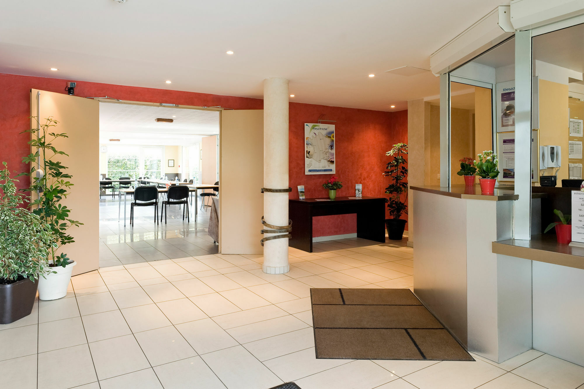 Residhotel Les Hauts D'Andilly Bagian luar foto